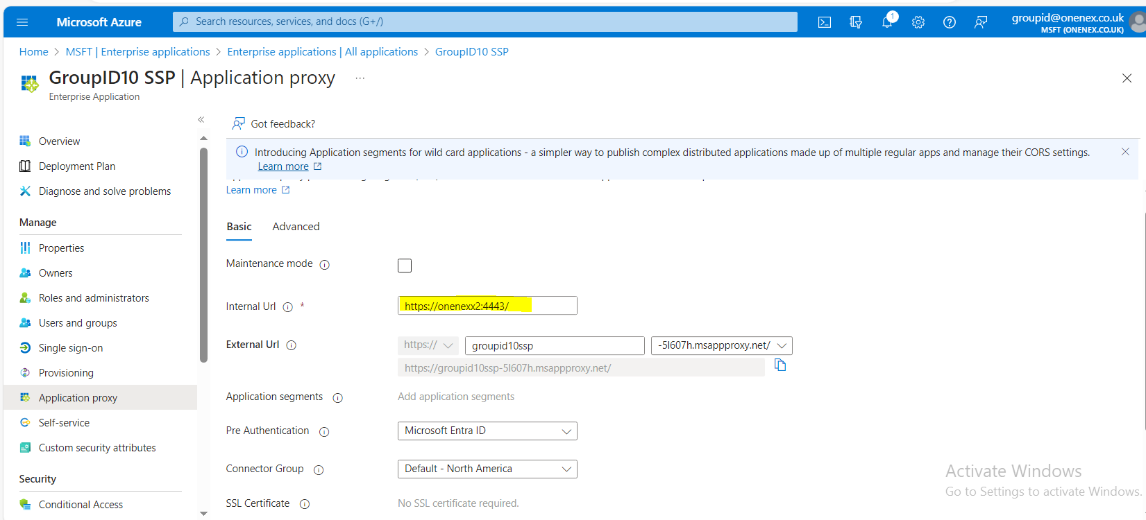 Application proxy configuration with internal and external URLs